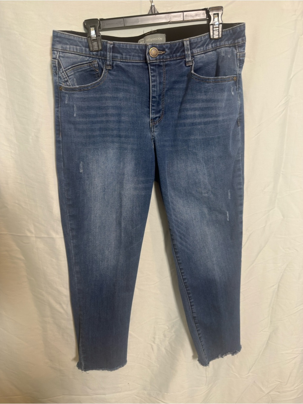 Wit & Wisdom Gray Waistband Label Jeans